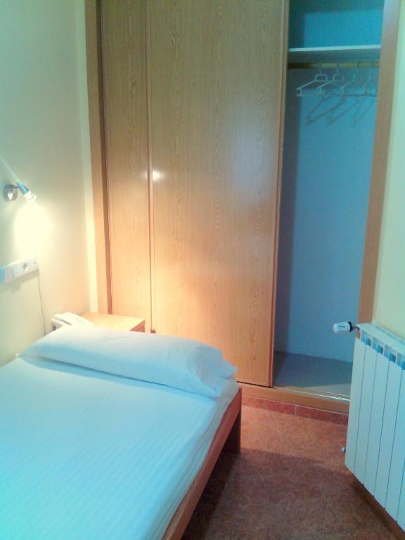 Hotel Rc Ramon Y Cajal Cuenca  Room photo